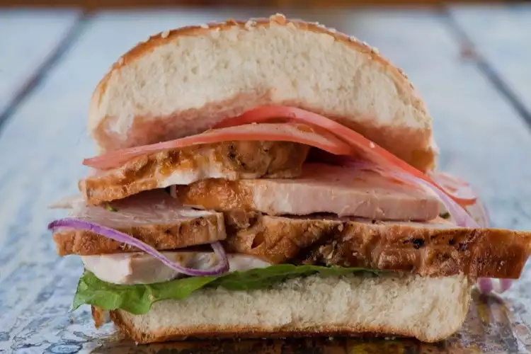 ساندويش الزنجر بالروست بيف للرجيم 10 ساندويش الزنجر بالروست بيف للرجيم