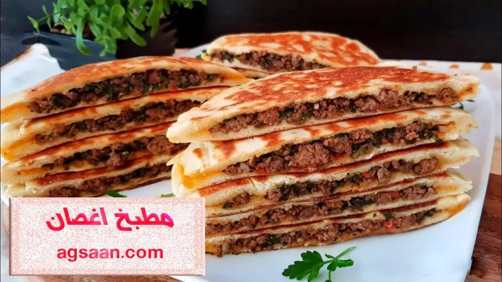 فطيرة اللحم على الصاج 1 فطيرة اللحم على الصاج