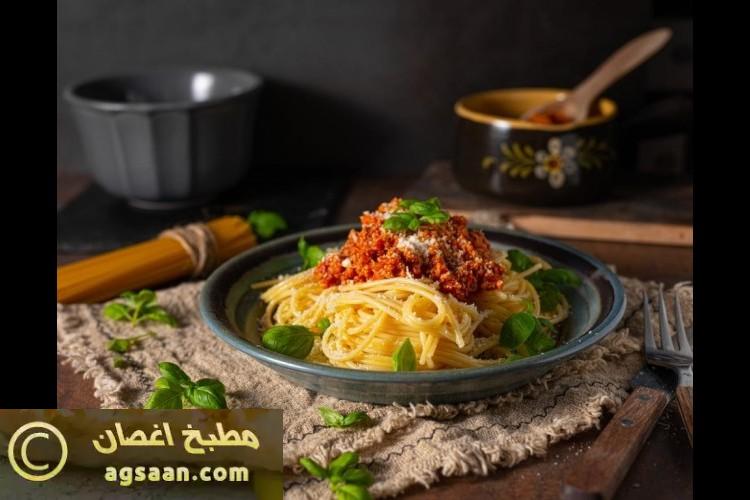 مكرونة بولونيز على طريقة المطاعم 1 مكرونة بولونيز على طريقة المطاعم